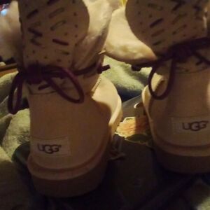 UGGs
